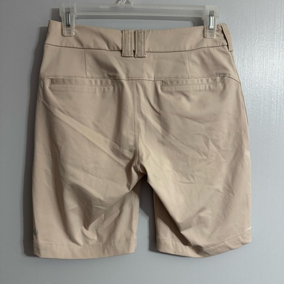 Lululemon Athletica Cream Outdoor Shorts Size 4 - Picture 2 of 9
